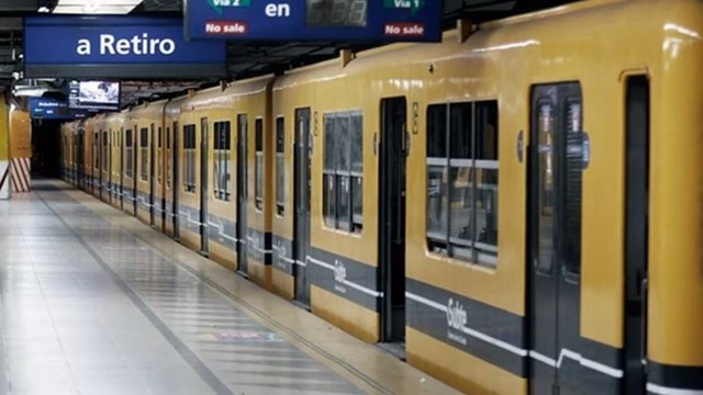 Subte: paran todas las líneas de 14 a 15