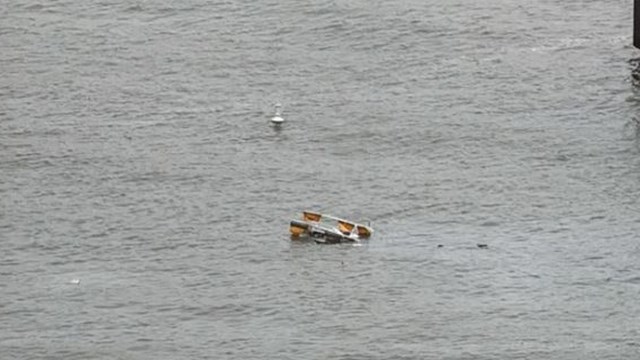 Nueva York: Al menos seis muertos al estrellarse un helicóptero en el río Hudson