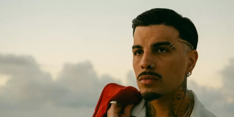 Rauw Alejandro lanza “Carita Linda”, su primer sencillo del nuevo material
