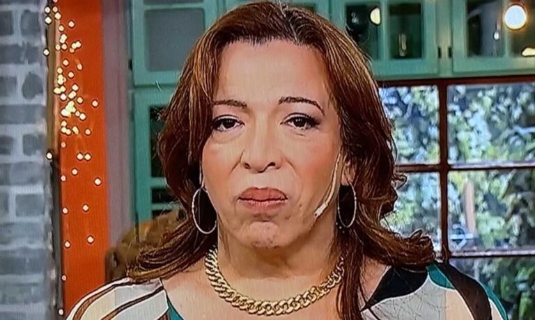 Lizy Tagliani se quebró en medio de su descargo en La Peña de Morfi y vive su peor momento