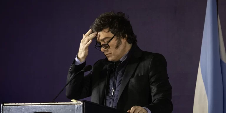 Javier Milei le aconsejó al campo que liquide porque “en junio vuelven las retenciones”
