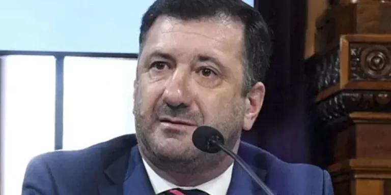Edgardo Kueider negó haber cobrado coimas para votar a favor de la Ley Bases y apuntó contra el kirchnerismo