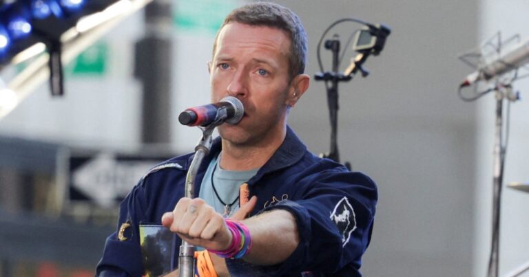 Chris Martin comparte su lucha con la depresión y brinda estos consejos para combatirla