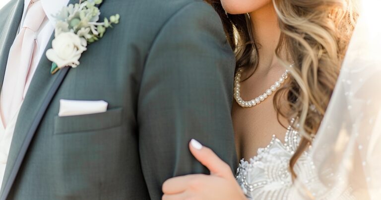 Una fotógrafa le dio este consejo al novio antes de su boda y su video se volvió viral