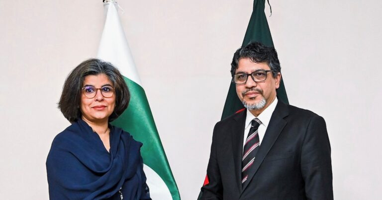 Bangladesh y Pakistán retomaron las conversaciones bilaterales luego de 15 años