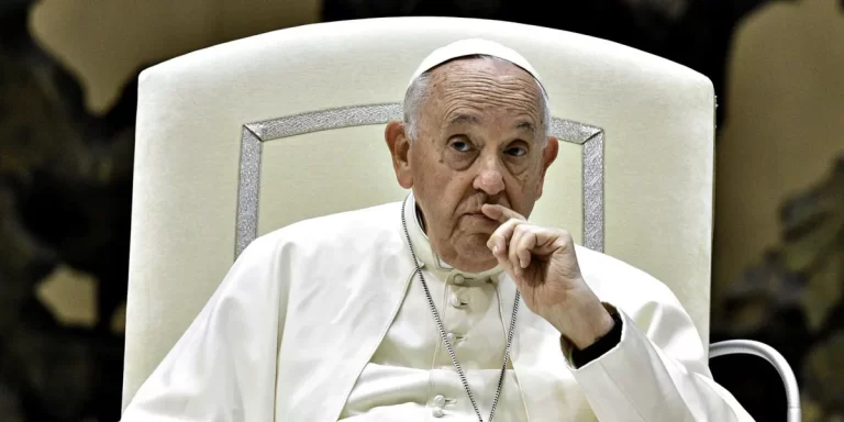 El Vaticano confirmó la causa de la muerte del Papa Francisco a sus 88 años