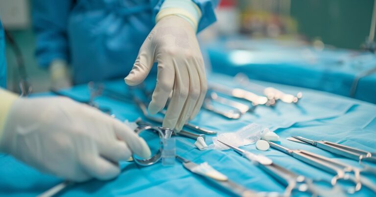 Importación de productos médicos: el Gobierno cambió la regulación sobre los tiempos de vencimiento