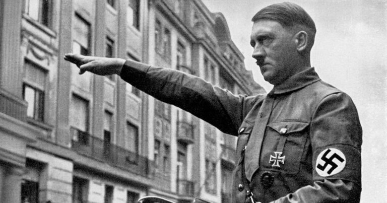 Un exagente de la CIA aseguró que Hitler fingió su muerte y escapó a la Argentina