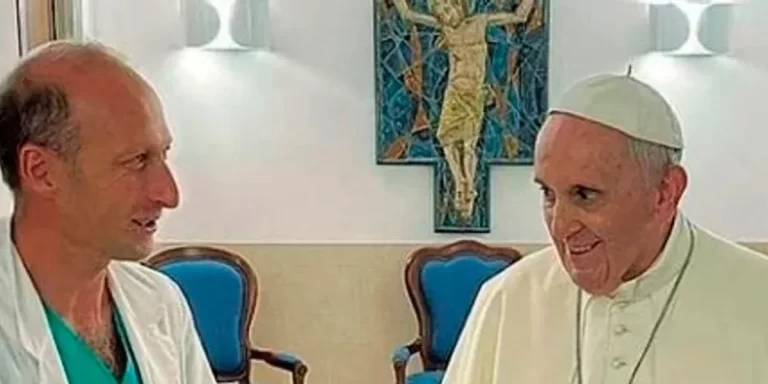 El médico del Papa contó cómo fueron sus últimos momentos: “Me di cuenta que no había nada más que hacer”