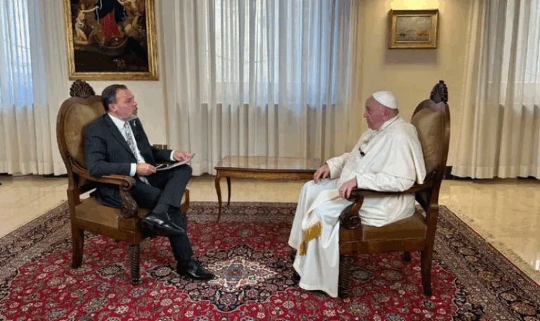 El video de Gato Sylvestre despidiéndose del Papa Francisco