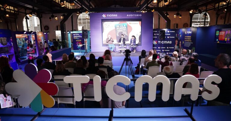 Ticmas abre su esperado auditorio en la Feria del Libro de Buenos Aires