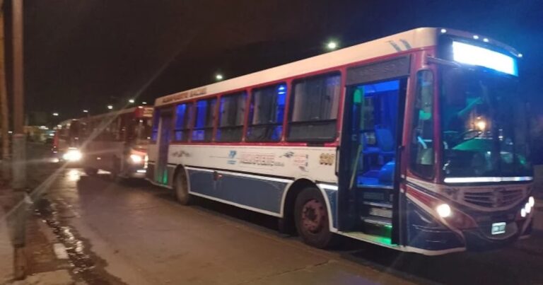 Investigan si el ataque al colectivero en Isidro Casanova está relacionado con otro en Virrey del Pino: “No es un caso más”