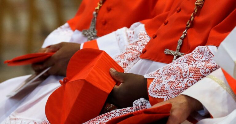 Un cardenal pensó que alojarse en Santa Marta para el cónclave era gratis y vació el minibar, hasta que vio la cuenta: “Se sorprendió mucho”