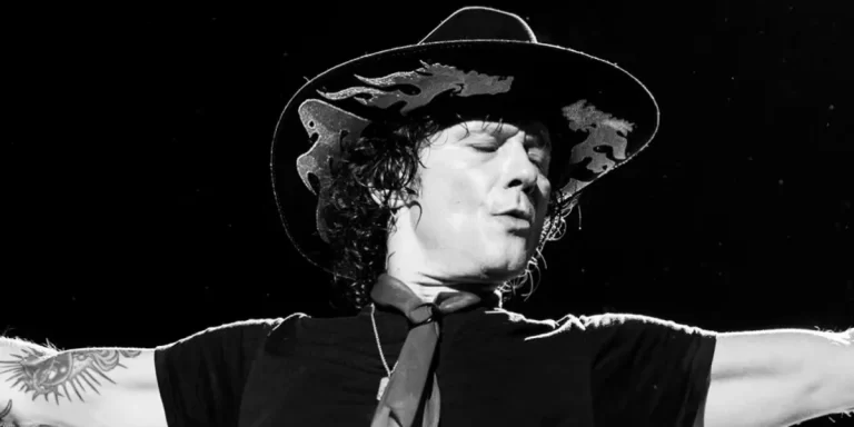 Entrevista a Enrique Bunbury: “Volver a Buenos Aires es una fiesta”