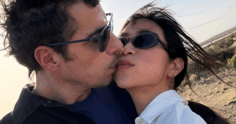 La foto subida de tono de Esteban Lamothe y su nueva novia
