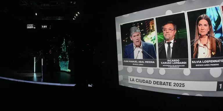 Debate porteño: pocas propuestas, pero muchas chicanas y fuegos de artificio