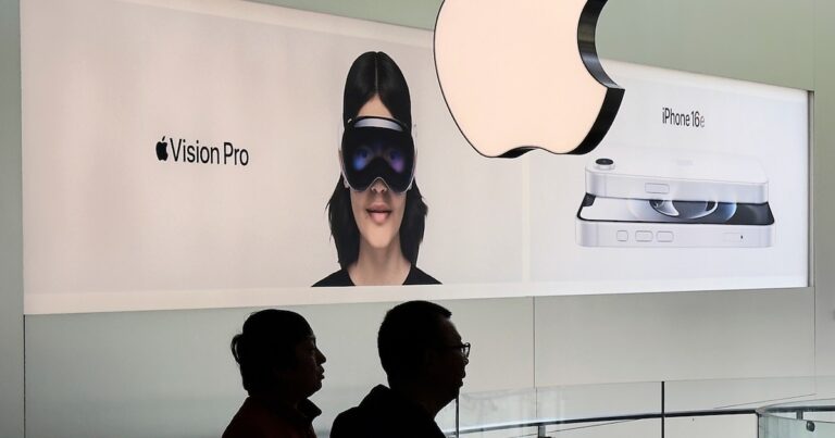 Apple reveló que los aranceles que impuso Donald Trump le costarán USD 900 millones el próximo trimestre