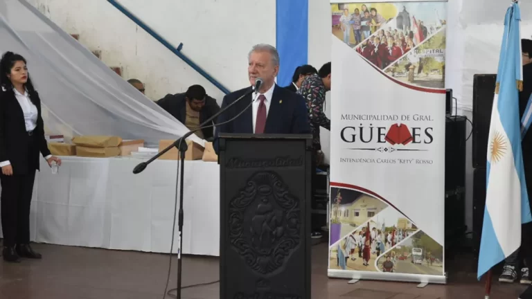 El vicegobernador Marocco encabezó la toma de promesa de lealtad a la Constitución Nacional a alumnos de Güemes