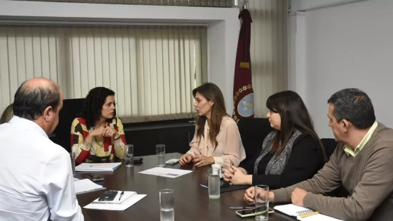 Plantean modelos de co-gobernanza que coordinen la formación técnica y el sector productivo