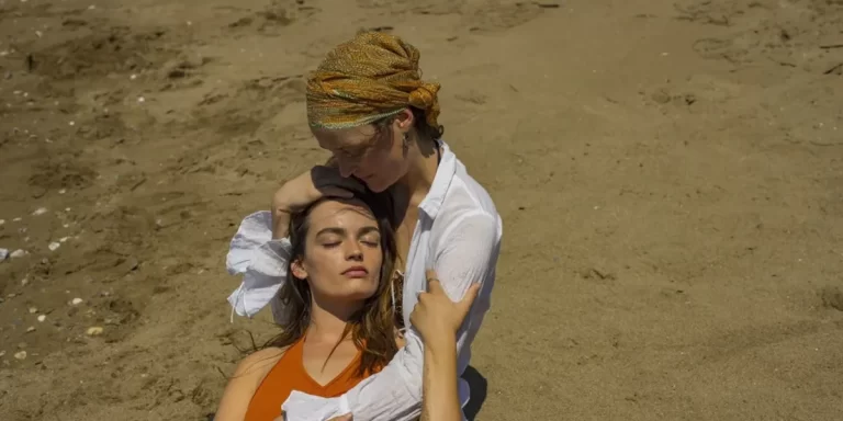 Emma Mackey y Fiona Shaw protagonizan “Hot Milk”