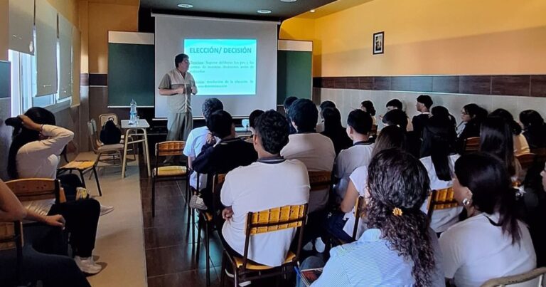 Un trabajo silencioso que ayuda a 120 familias