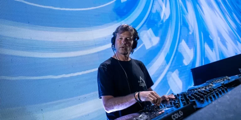Sunsetstrip Buenos Aires: Hernán Cattaneo deslumbró con un gran show visual, sensorial y sonoro