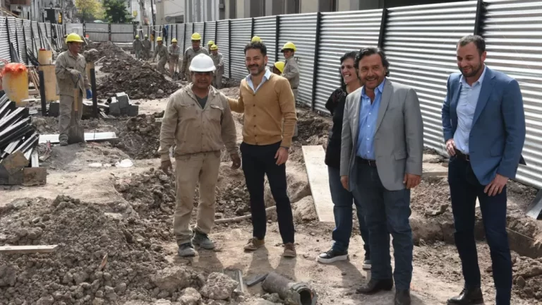 El gobernador Sáenz y el intendente Durand supervisaron obras de revitalización urbana de la Ciudad