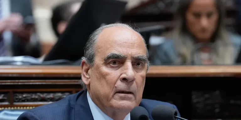 Francos defendió al Gobierno por Ficha Limpia, pero afirmó que estaban los votos para aprobar el proyecto