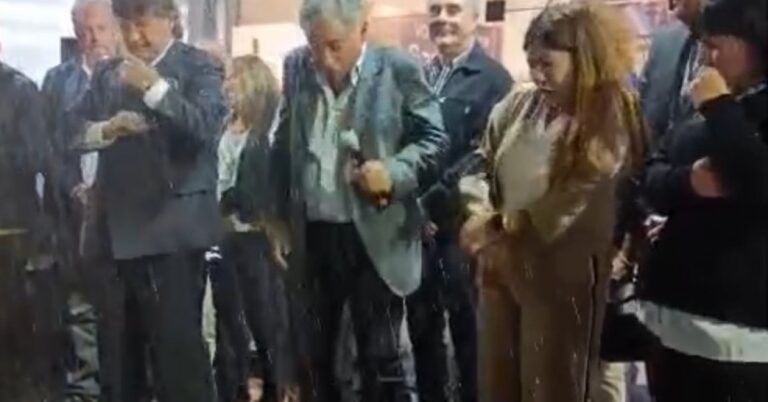 Pareja fue a San Martín a abrir un local y lo recibieron a baldazos