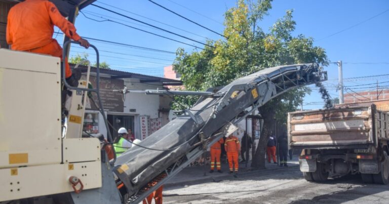 Necesidad de obras viales en diversos barrios de la ciudad