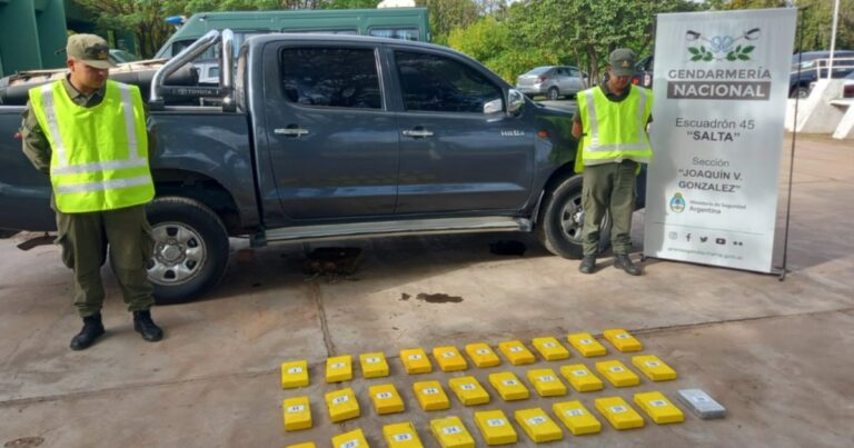 Vehículos con doble fondo, con más de 85 kilos de cocaína