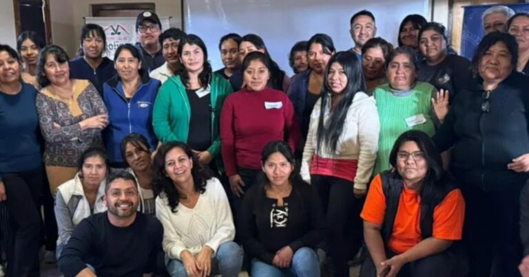 ETS100525-008N02-Apacheta: capacitaciones en gastronomía y emprendimiento