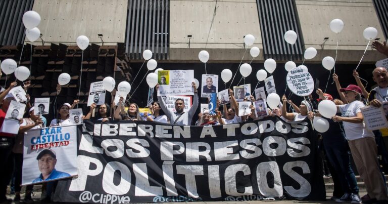 La ONG Foro Penal denunció que en Venezuela hay 894 presos políticos, de los cuales 72 tienen doble nacionalidad