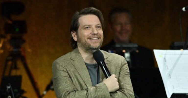 Gareth Edwards habló sobre Jurassic World Rebirth: “Sería un crimen contra el cine no incluir ciertos dinosaurios”