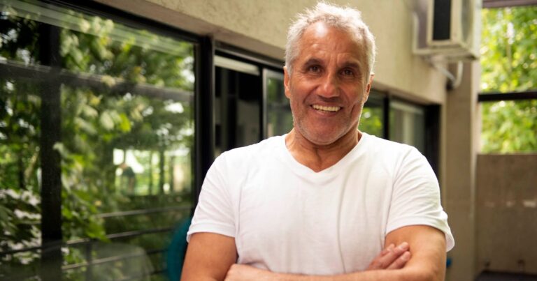 De la gloria del fútbol a la asociación ilícita: la millonaria historia de la causa por fraude contra Beto Márcico