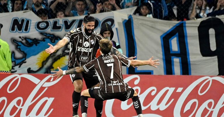 Platense sorprendió en Avellaneda: eliminó a Racing con gol de Orsini y se clasificó a cuartos del Torneo Apertura