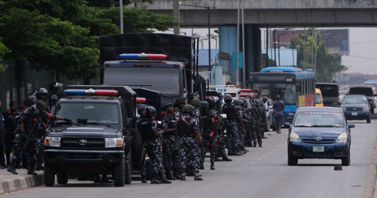 Hombres armados mataron a 23 personas en la región central de Nigeria