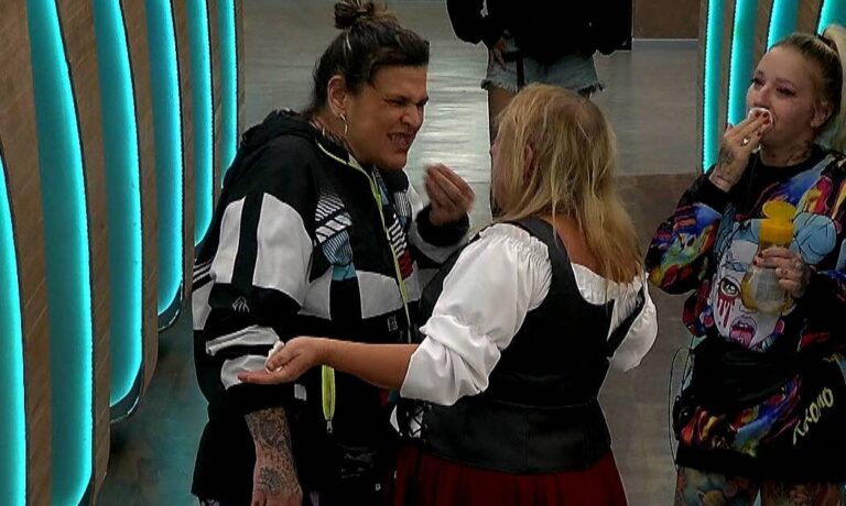La violenta pelea de Sandra a Selva en Gran Hermano que terminó en amenazas: “Le arranco la cabeza…”
