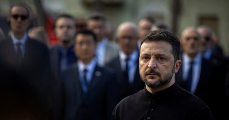 Volodimir Zelensky invitó al papa León XIV a Ucrania en su primera conversación telefónica