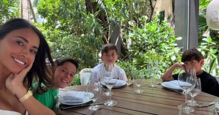 Antonela Roccuzzo celebró junto a sus hijos: “Mi regalo más lindo”