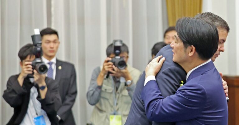 Peña no mandó a nadie a la cumbre de la Celac en China para no enojar a Taiwán