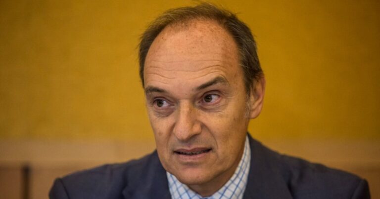 Apuntan contra López Viñals por “doblez institucional”