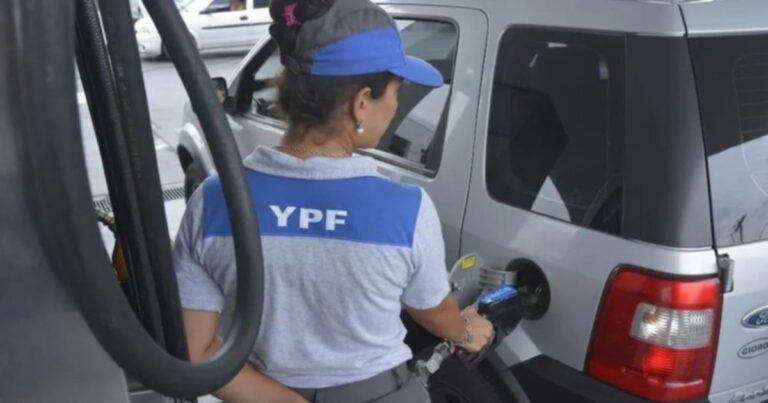Duró muy poco la baja: YPF aplicó un sorpresivo aumento al precio de las naftas