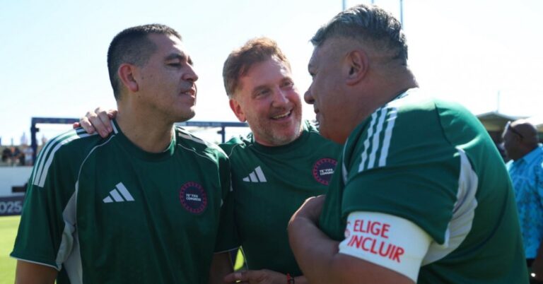 Macri abandonó la campaña porteña asustado por la rosca Chiqui-Riquelme en Paraguay