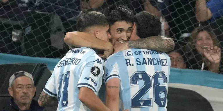 Copa Libertadores: Racing y Vélez sacaron pasaje para octavos de final