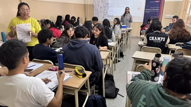 Herramientas para la protección de los derechos de niños, niñas y adolescentes en la escuela