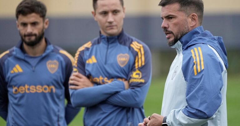 El equipo que probó Herrón para el clásico con Independiente, con un cambio clave