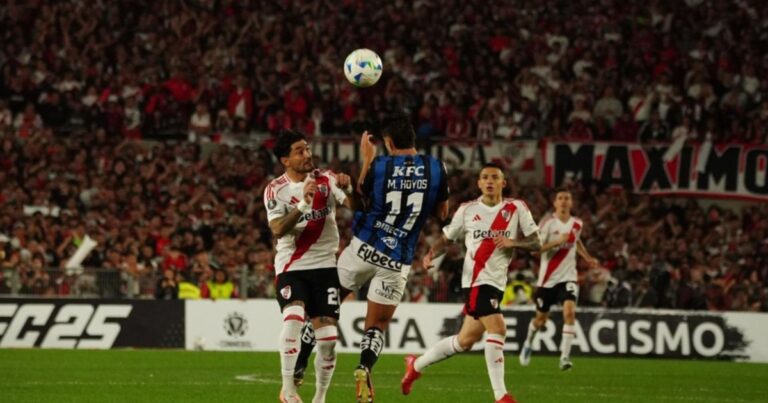 River vs. Independiente del Valle EN VIVO, minuto a minuto: el millonario empata en un partidazo de ida y vuelta en El Monumental