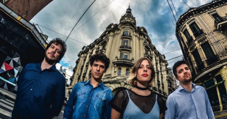 Música Para Volar presenta “Soda Charly Fito”, toda una experiencia con el rock argentino