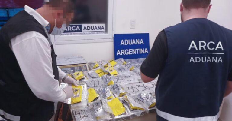 Interceptaron una carga de “popper” que llegó por correo a Córdoba desde Europa